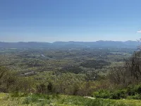 Are you ready to relax and enjoy the fresh mountain air in privacy? - Chalets