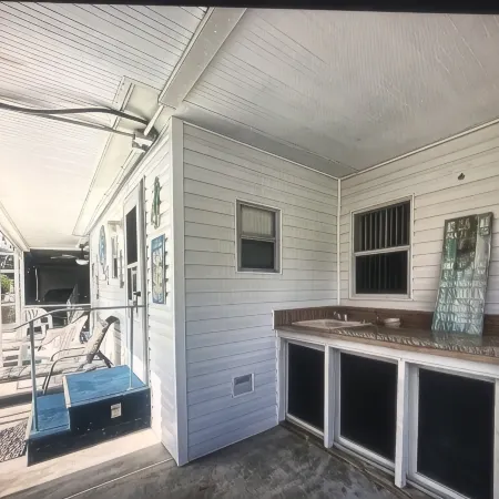 Mermaid Manor Heated Pool!! Waterfront, Boat Dock, Kayaks, Weeki Wachee Manatees