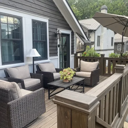 Studio in upscale, intimate Black Mountain neighborhood