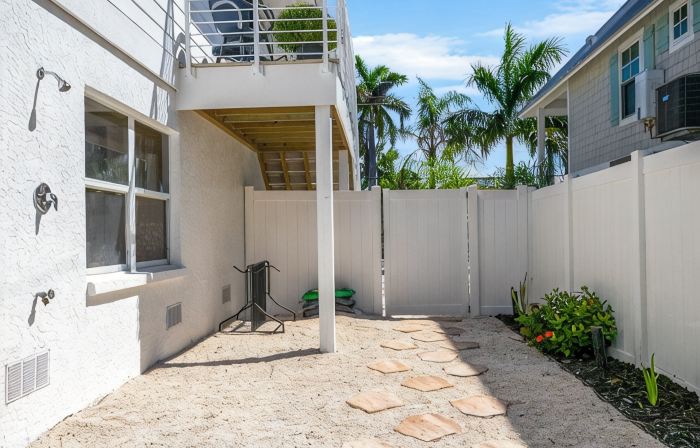 Sale 8-30~Pool~Steps to Beach&Restaurants~Gulf View~Walk to Free Trolley&Resto's