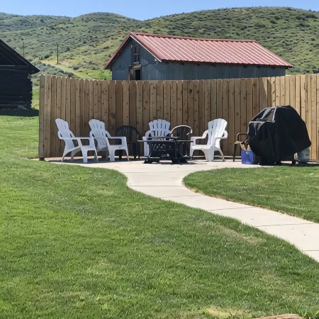 Cambria's Country Cottage - the perfect getaway
