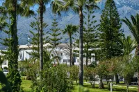Happy Days Beach Hotel - Pools