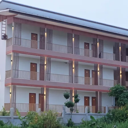 Yaibua Hotel