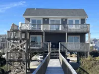 Fully Renovated Oceanfront - Private Beach Access - Dog Friendly - Sleeps 8 - 4-Star