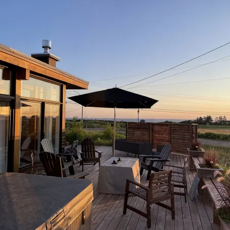 In the Heart of Cavendish,  Modern Ocean View Cottage