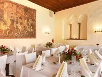 Herzogshof - Boutique-Hotel am Dom - Bãi đậu xe