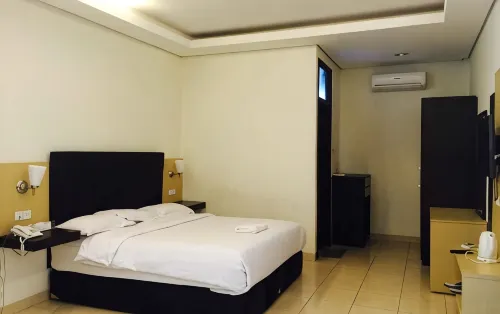 Hotel Agung Biak - 2-Star
