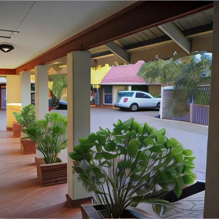Oakwood Lodge