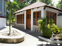 Hibiscus Lodge Hotel - 3-Star