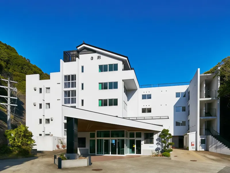 ウェア CONP 23SS Tai Ji House TAICHI's HOUSE, Osaka (updated prices 2025)