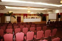 Rovanel's Resort and Conference Centre Hotels in Bon Accord