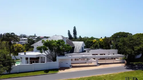 The Executive Bed and Breakfast Hotels in East london