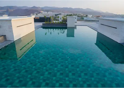 دبل تري من هيلتون مسقط القرم Hotels near قلعة الميراني