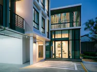 N24 Chonburi Hotels near Sripathum University Chonburi Campus