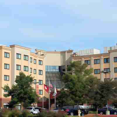 DoubleTree Suites by Hilton Hotel Bentonville Hotel Exterior