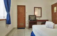 Hotel New Idola