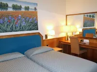 IH Hotels Milano Eur - Trezzano Sul Naviglio