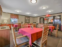 Red Roof Inn Uhrichsville Hotels in New Philadelphia