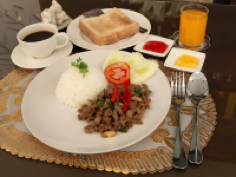 เพ็พเปอร์รี่ ฮิล โฮเทล