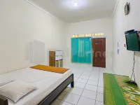 Griya Tambun Raya RedPartner Hotels near Warung Gamer