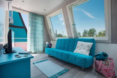 Tranquil Marina Azzurra Resort House Boat 2 Bedroom Sleeps 6