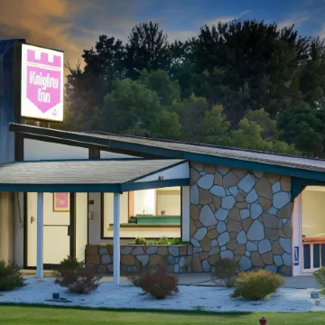 Knights Inn Macedonia