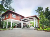 Tree of Life Nature Resort Hotels near Pokunugala Vipassana Meditation Center