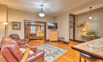 Apartment in the Heart of Yankton - Pets Welcome!