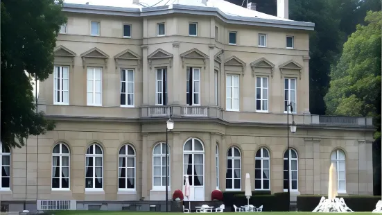 莫特費內隆城堡飯店