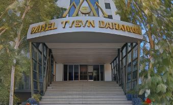 Tygyn Darkhan Hotel