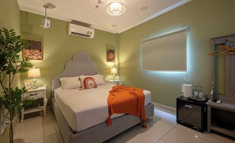 4. AMILA NG..