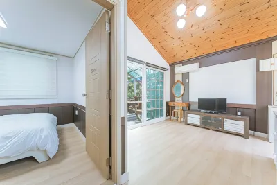 Taean Blue Ara Pension Hotels in 