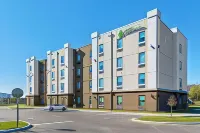 Extended Stay America Premier Suites - Tampa - Fairgrounds - Casino Отели рядом с достопримечательностью «МИДФЛОРИДА Кредит Юнион Амфитеатр»