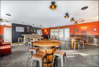 Snow Chasers Lodge Hotels in Gogebic County