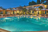 Possidi Holidays Resort & Suite Hotel - Kolam Infiniti