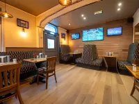 Bosuns Chair Hotels in Lymington and Pennington