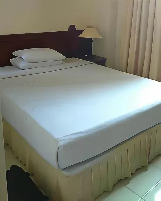 Hotel Archie 2 Hotels near Pelabuhan SPeed Boat Tidore