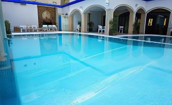 Hotel Zelis