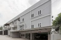 RedDoorz Near Siloam Hospital Palembang