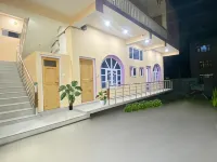 Pall Residency Hotels in Srinagar