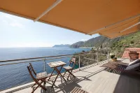 Arpaiu Hotels in Manarola