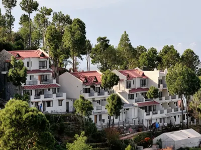 Woodsvilla Resort Ranikhet Hotel a Majkhali