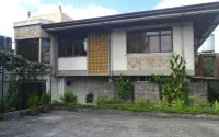 Twin Pines Suites Các khách sạn ở Tagaytay
