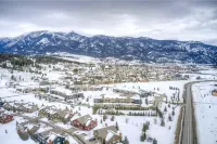 First Floor End Unit Condo in the heart of Big Sky!