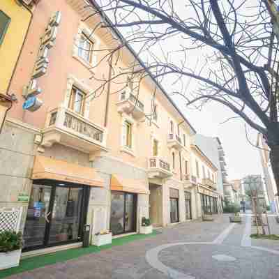 ヌオボ ロンド Hotel Exterior