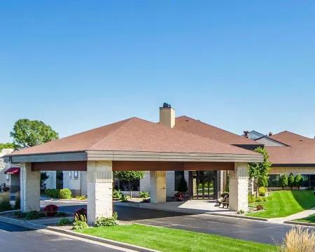 Comfort Suites Отели в г. Саамико