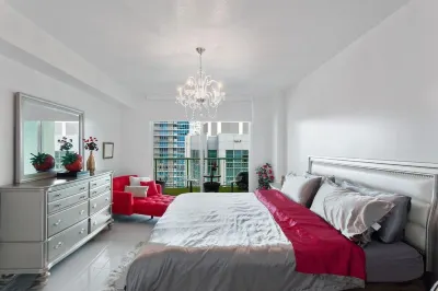 Stunning Penthouse City & Oceanview King+Park Free