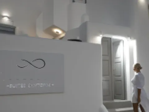 You and Me Suites Hotels in Santorini