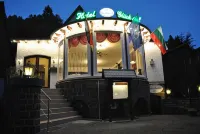 Hotel "Glück Auf " - Parking