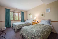 Near golf courses and amenities!
